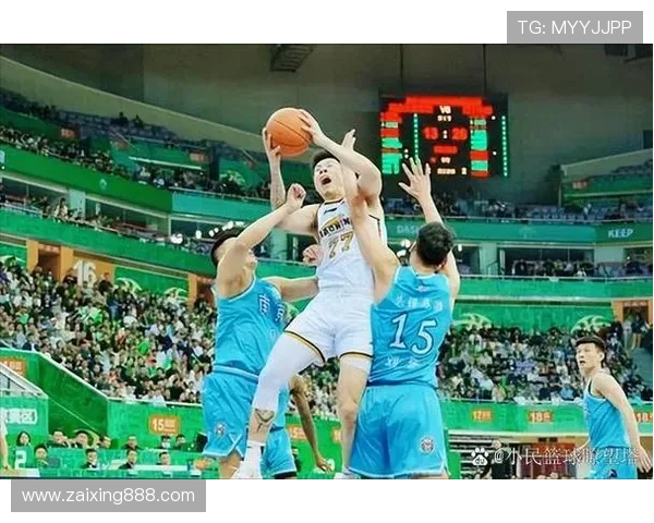 赛后分析:北京篮球队与南京篮球队实力对比及比赛亮点回顾 赛后分析:北京篮球队与南京篮球队实力对比及比赛亮点回顾